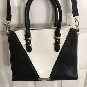 Steve Madden Black white gold purse handbag